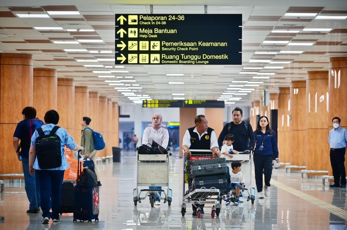 Jelang Nataru, Juanda Perluas 15 Ruang Tunggu