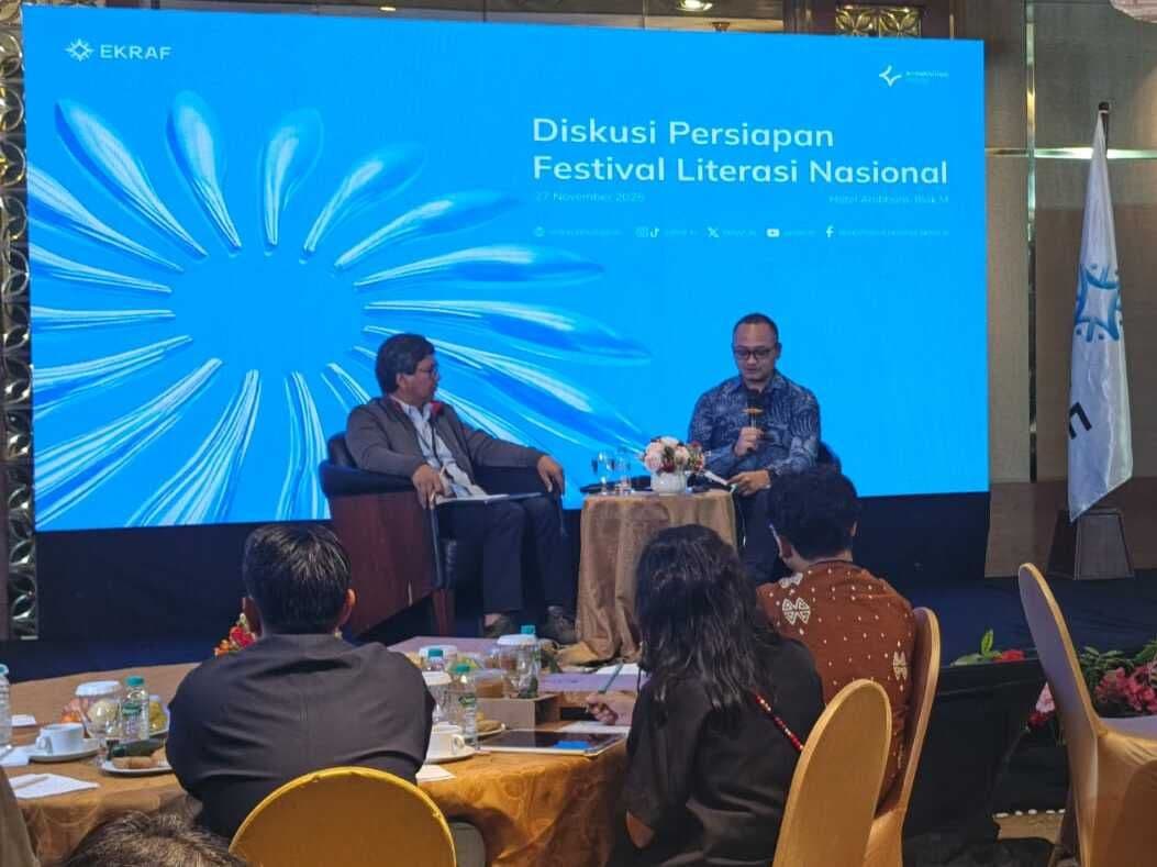 GIATKAN LITERASI; Suasana diskusi persiapan Festival Literasi Nasional