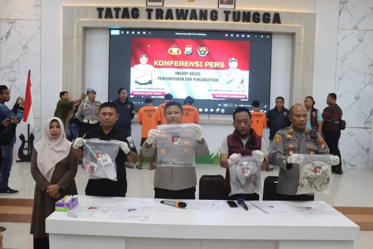 Bentrokan Maut di Depan Masjid,  Delapan Pemuda Diamankan