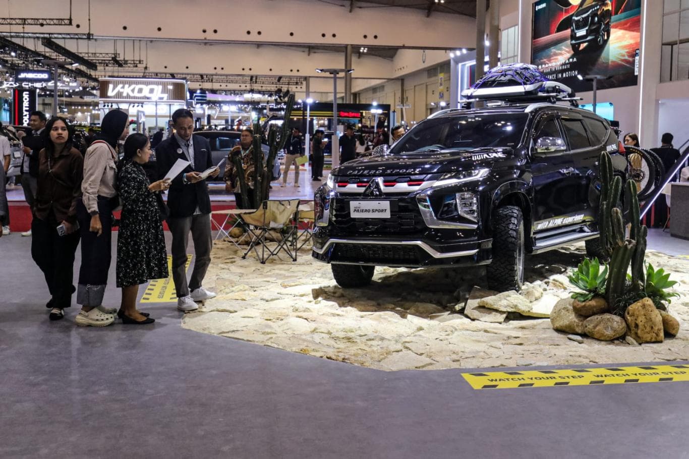 MOBIL TANGGUH: New Pajero Sport ikut memeriahkan acara Gaikindo Jakarta Auto Week 2025 di Tangerang.