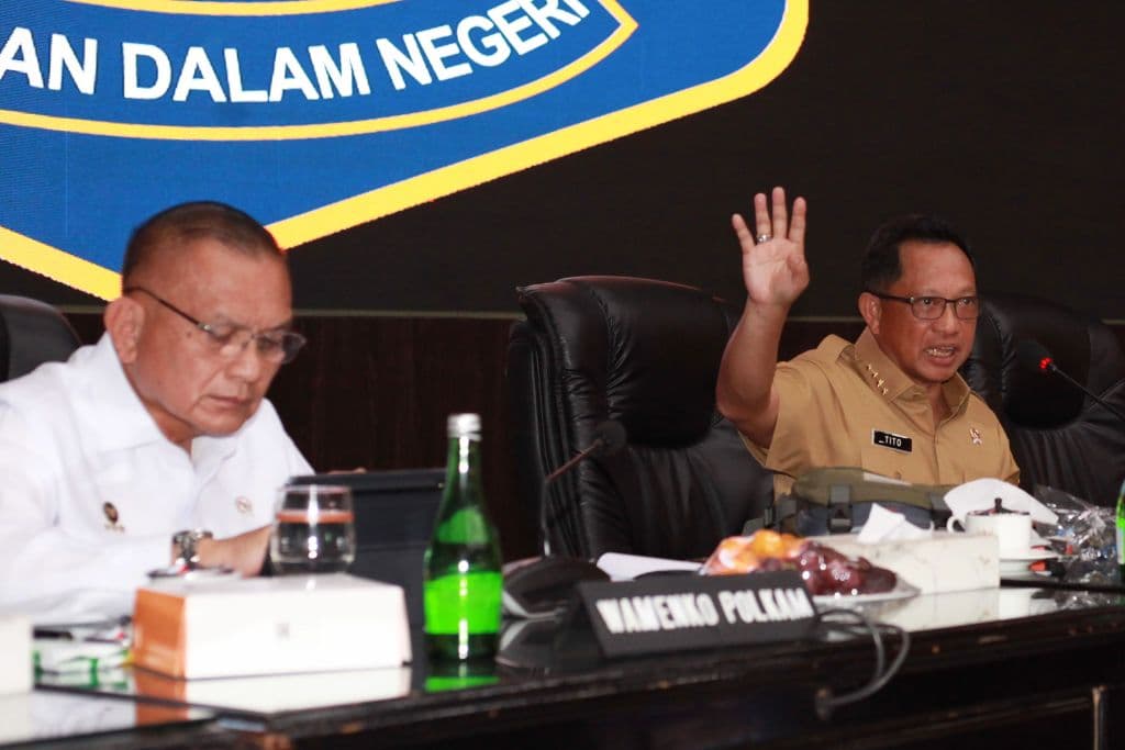 Mendagri Tito Instruksikan Pemda Siaga Bencana dan Nataru 2026