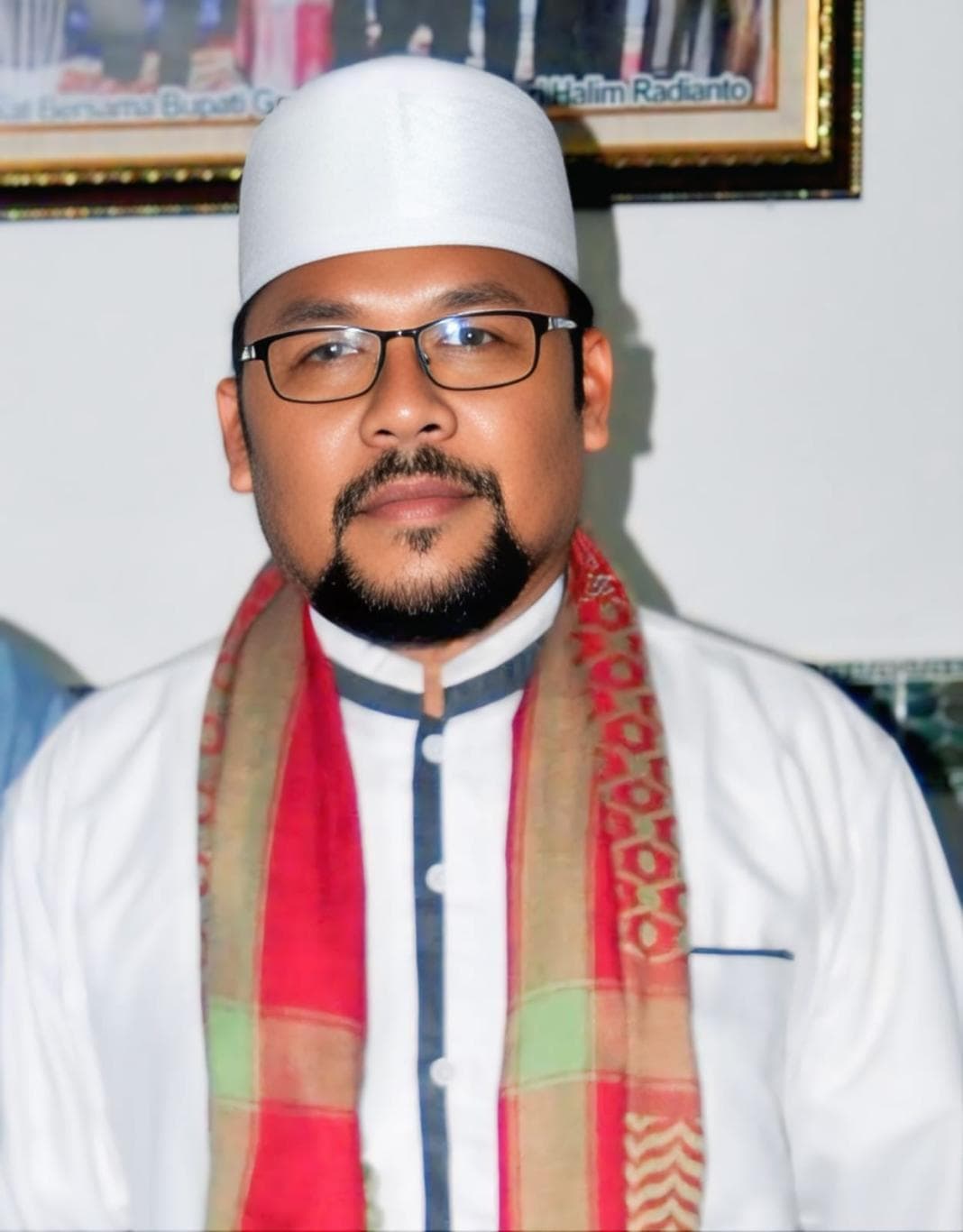 KH Mashuri Abdurrohim (Pimpinan Ponpes Al Furqon Driyorejo)