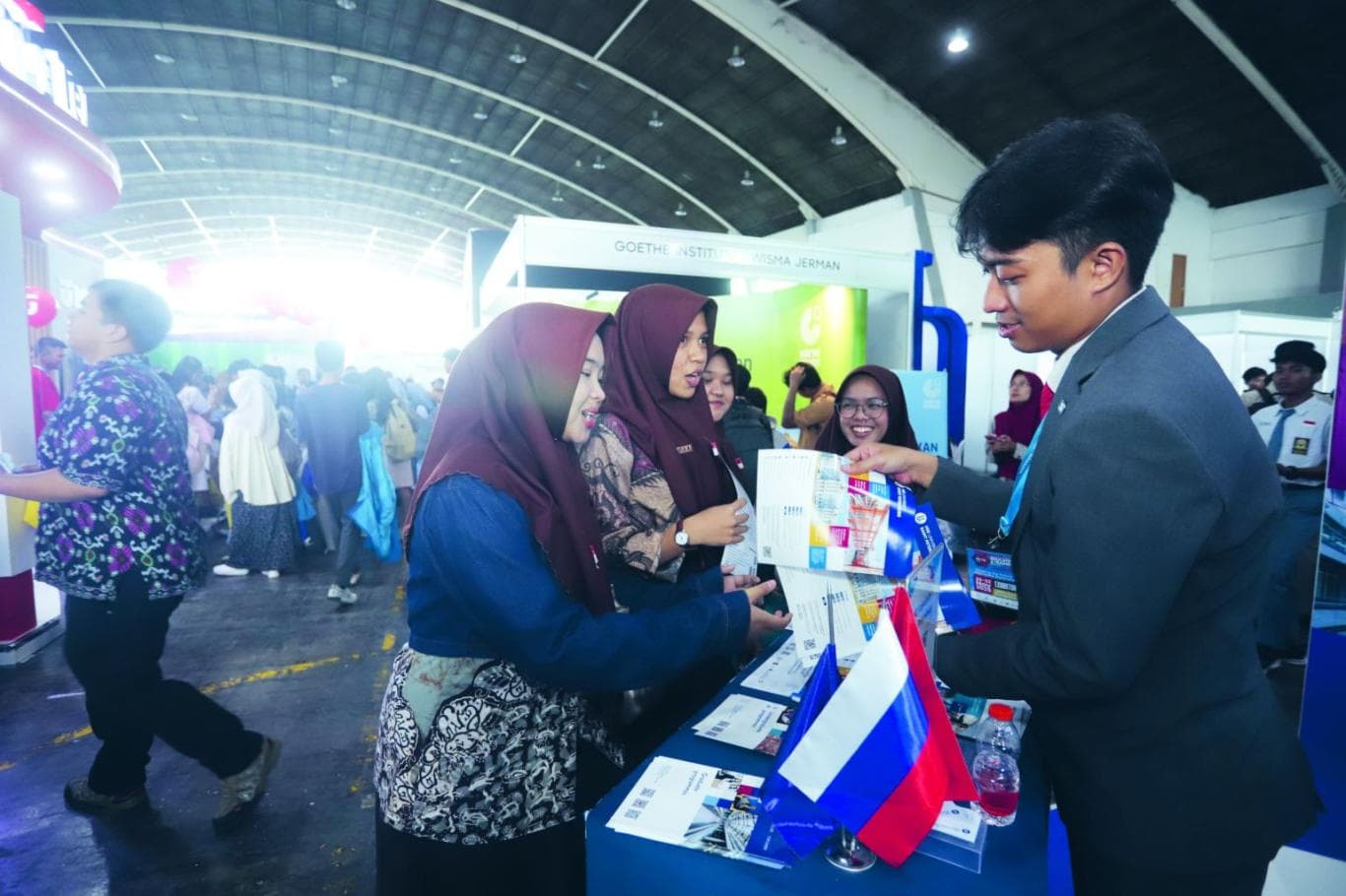 Tujuh Kampus Luar Negeri Ikuti Pameran Pendidikan di Jatim Expo