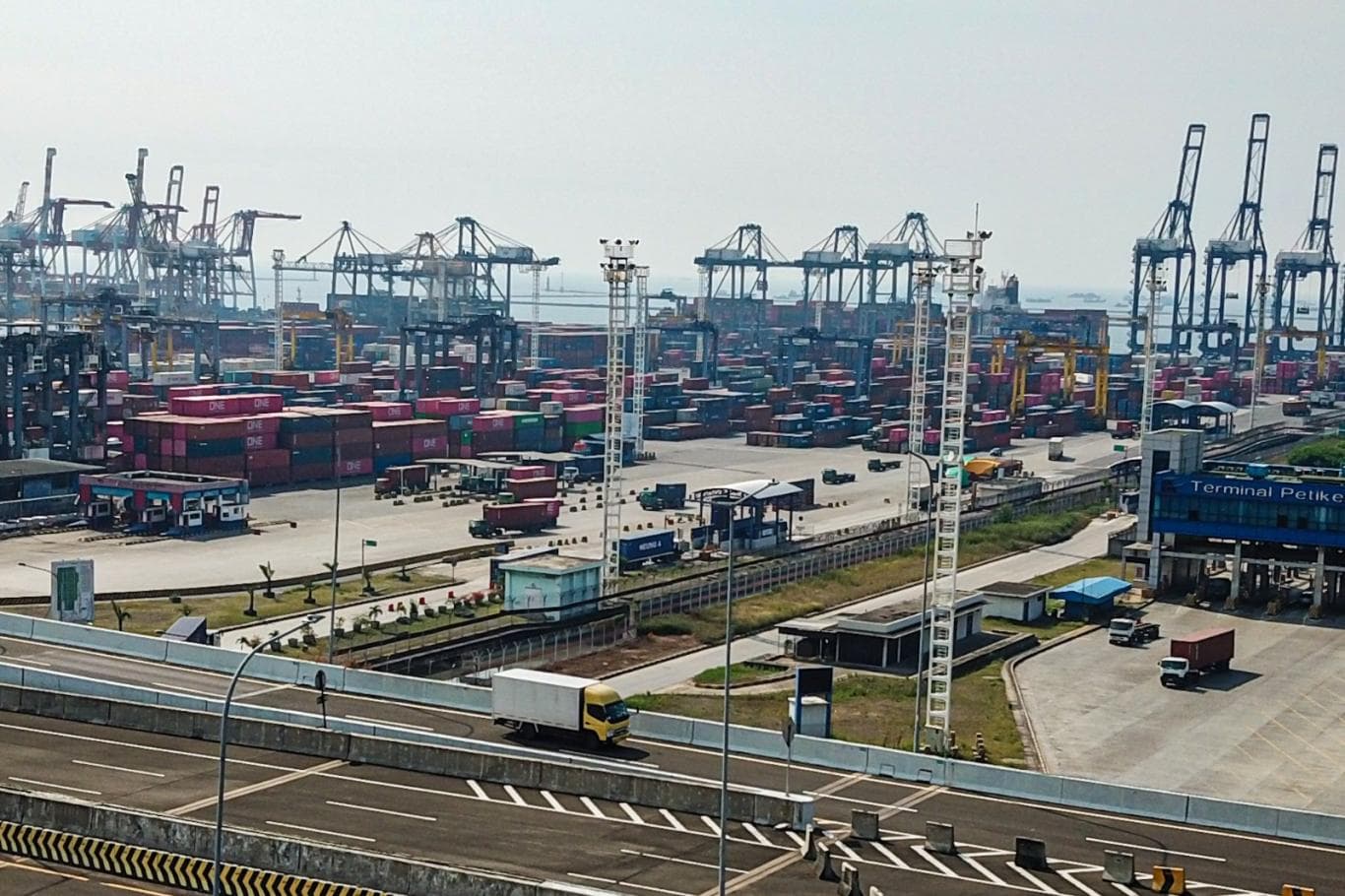 Ekspor Hasil Alam Sumbang Kinerja Positif PT IPC Terminal Petikemas