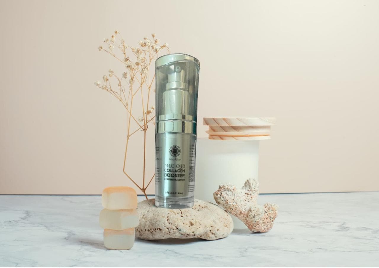 PUNYA BAHAN AKTIF: Contoh produk NLC Q10 Collagen Booster Lightening Serum yang berasal dari riset mendalam para peneliti Unair.