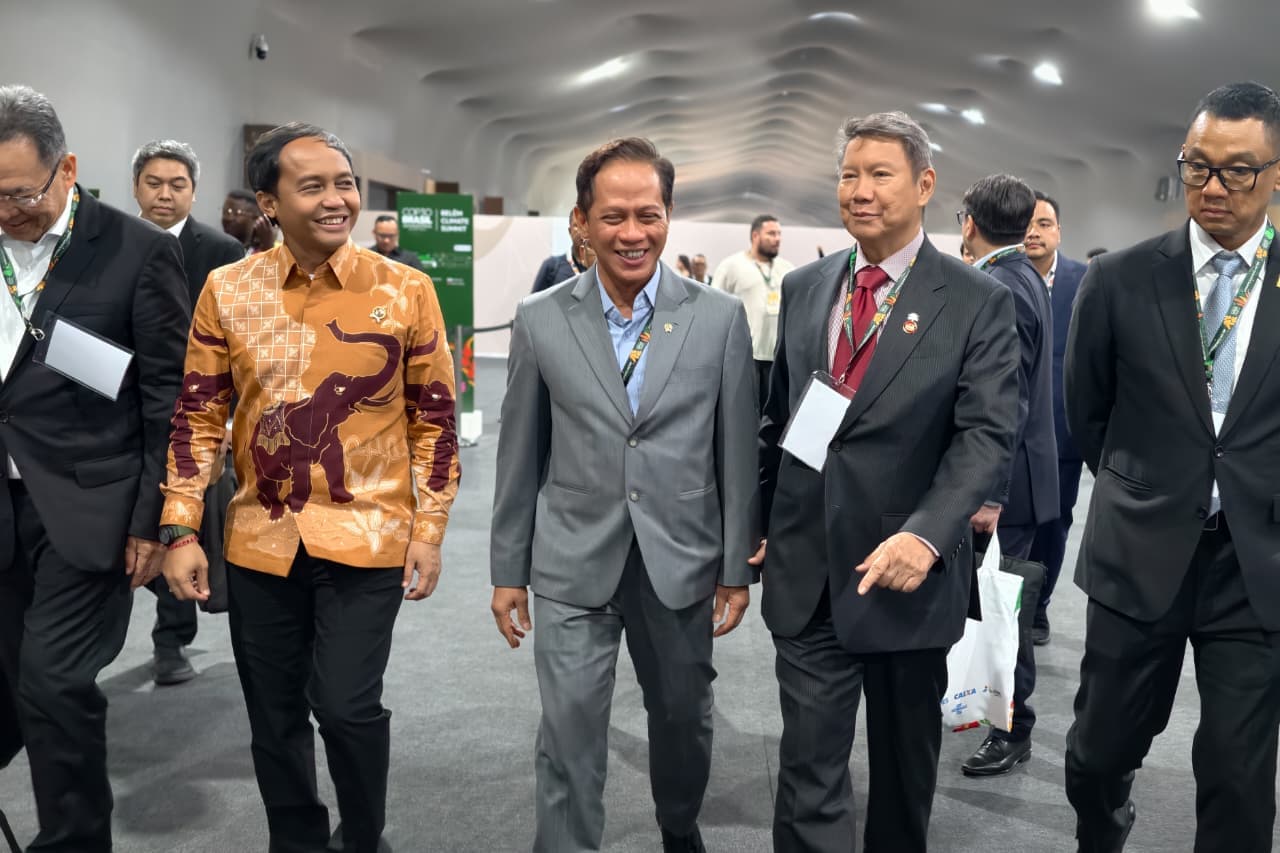 PARU-PARU DUNIA: Delegasi Indonesia di TFFF yang berlangsung di Belem, Brasil