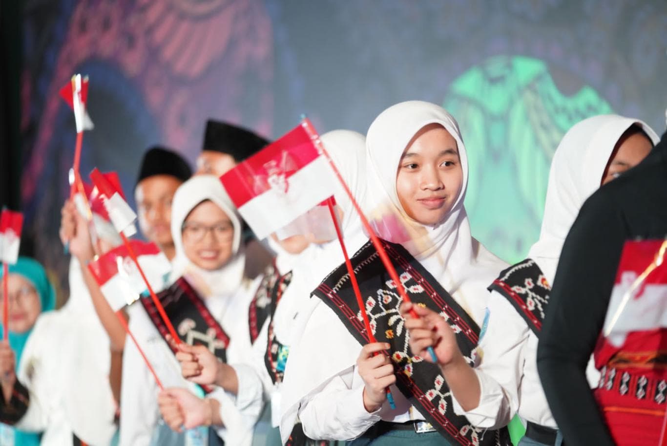 DUTA SEKOLAH: Pelajar dari berbagai SMA di Indonesia mengikuti pembukaan Kongres Rohis (Rohani Islam) I di Jakarta, 12 November 2025.