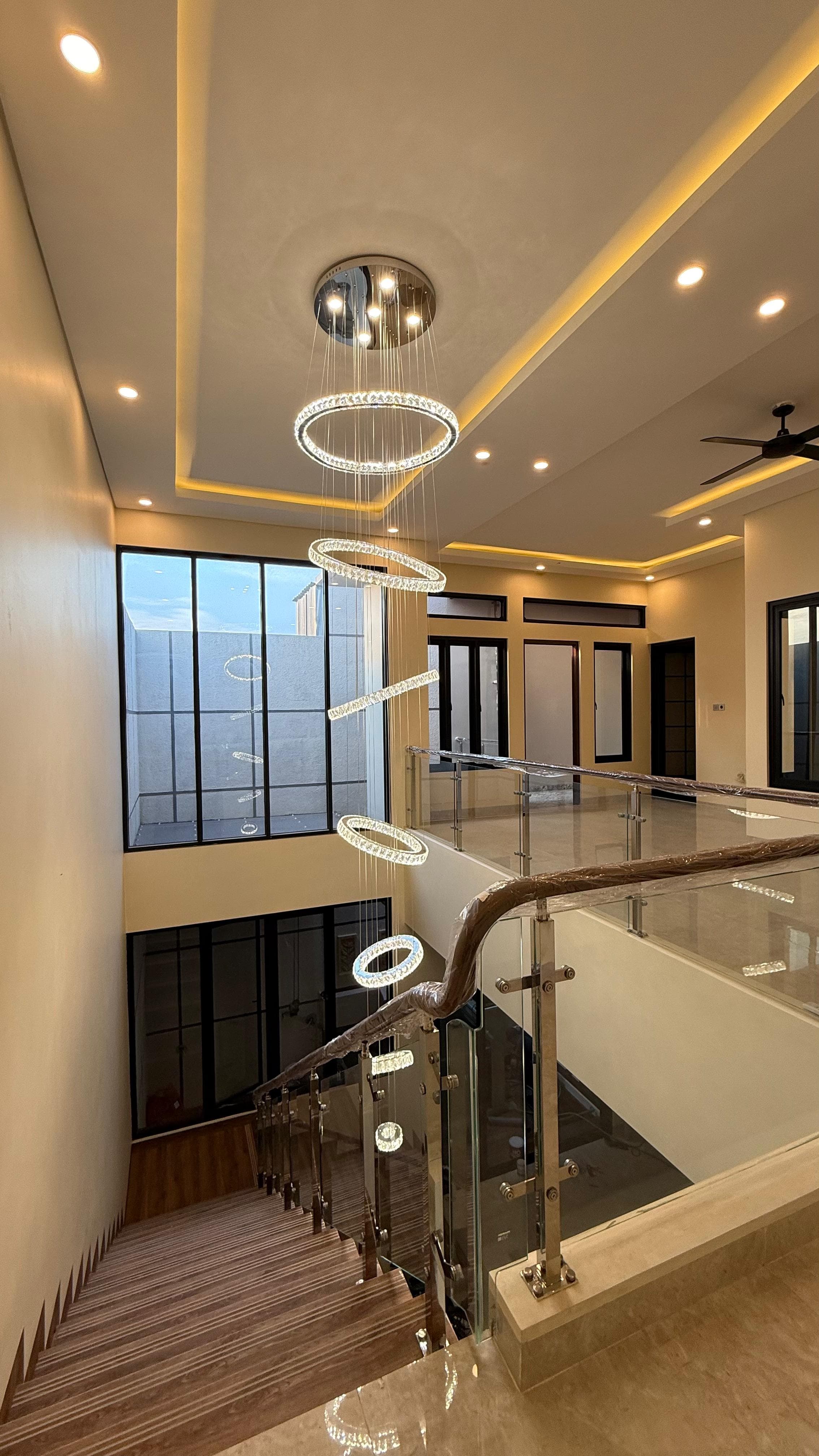 Rumah Sehat dan Berkelanjutan berkat Jendela Besar